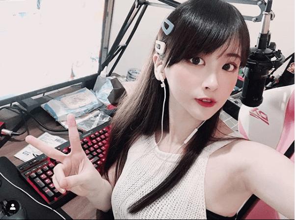 Thu Hà